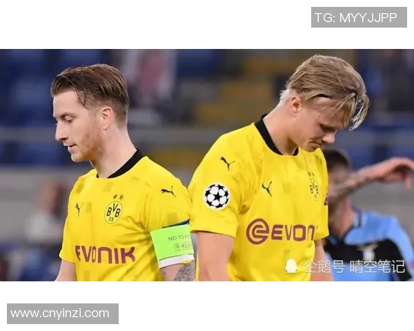 搞笑庆祝动作全场爆笑，视频点击破百万